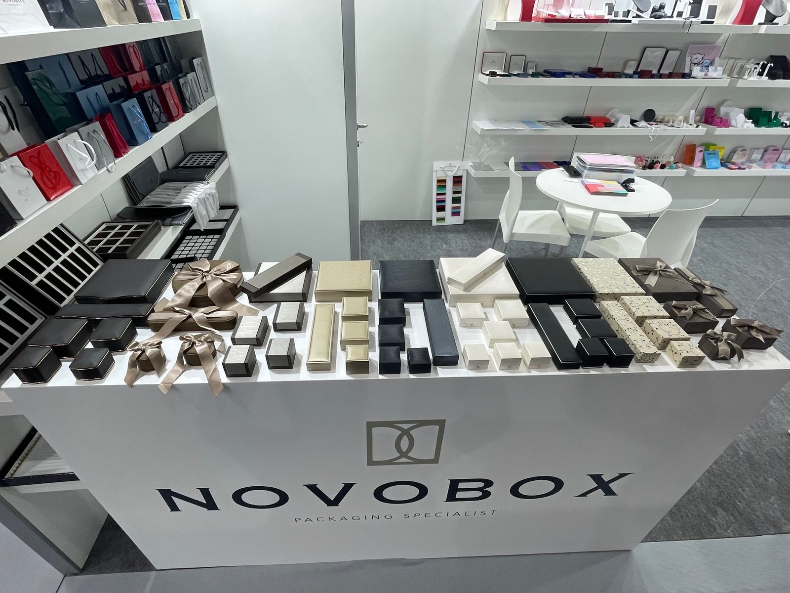 Serie Italia de NOVOBOX, nuevos estuches blancos mate reciclables para joyería